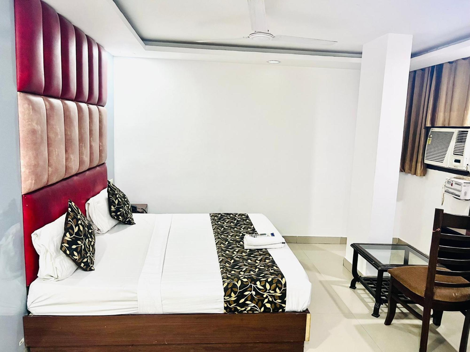 Hotel New Delhi Extérieur photo
