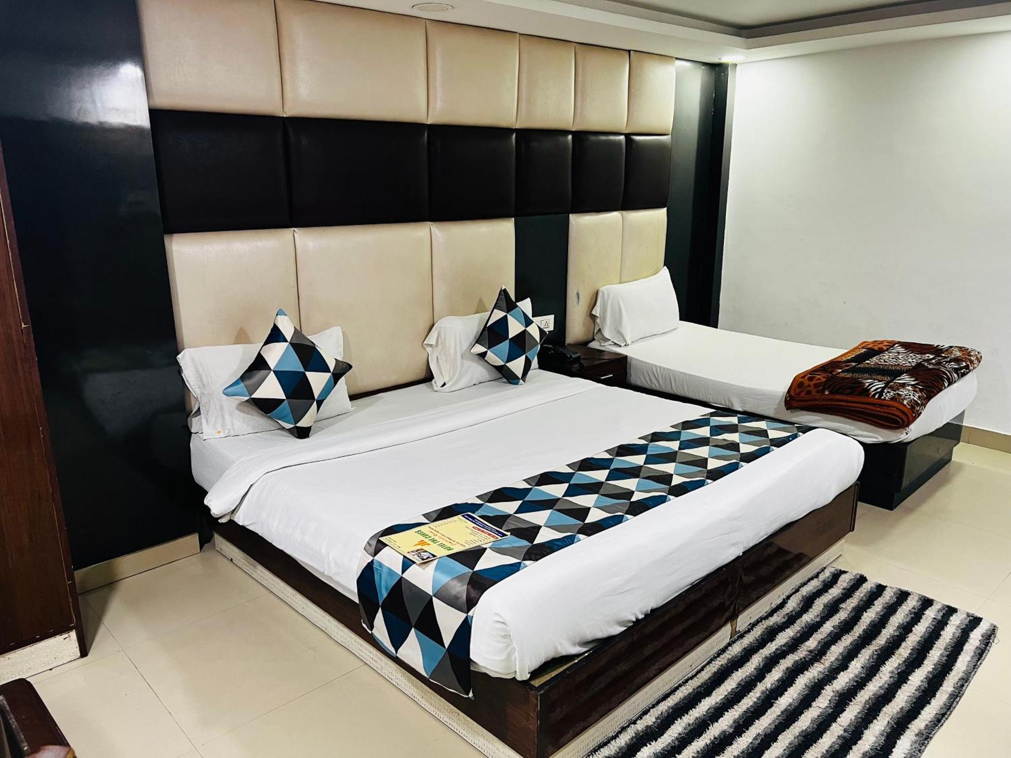 Hotel New Delhi Extérieur photo